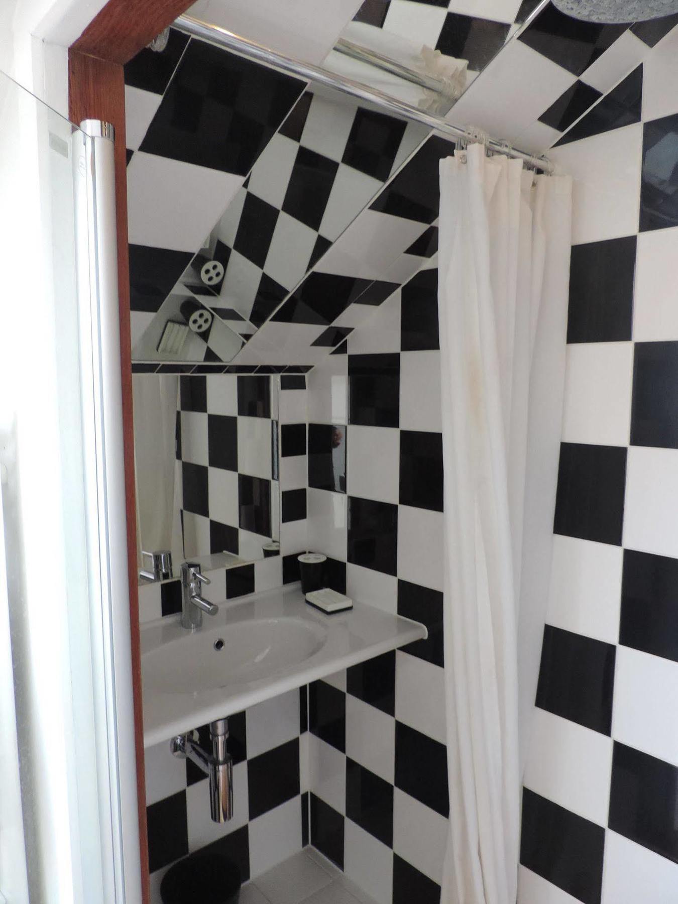 B&B Maison Az Saint-Gilles ภายนอก รูปภาพ
